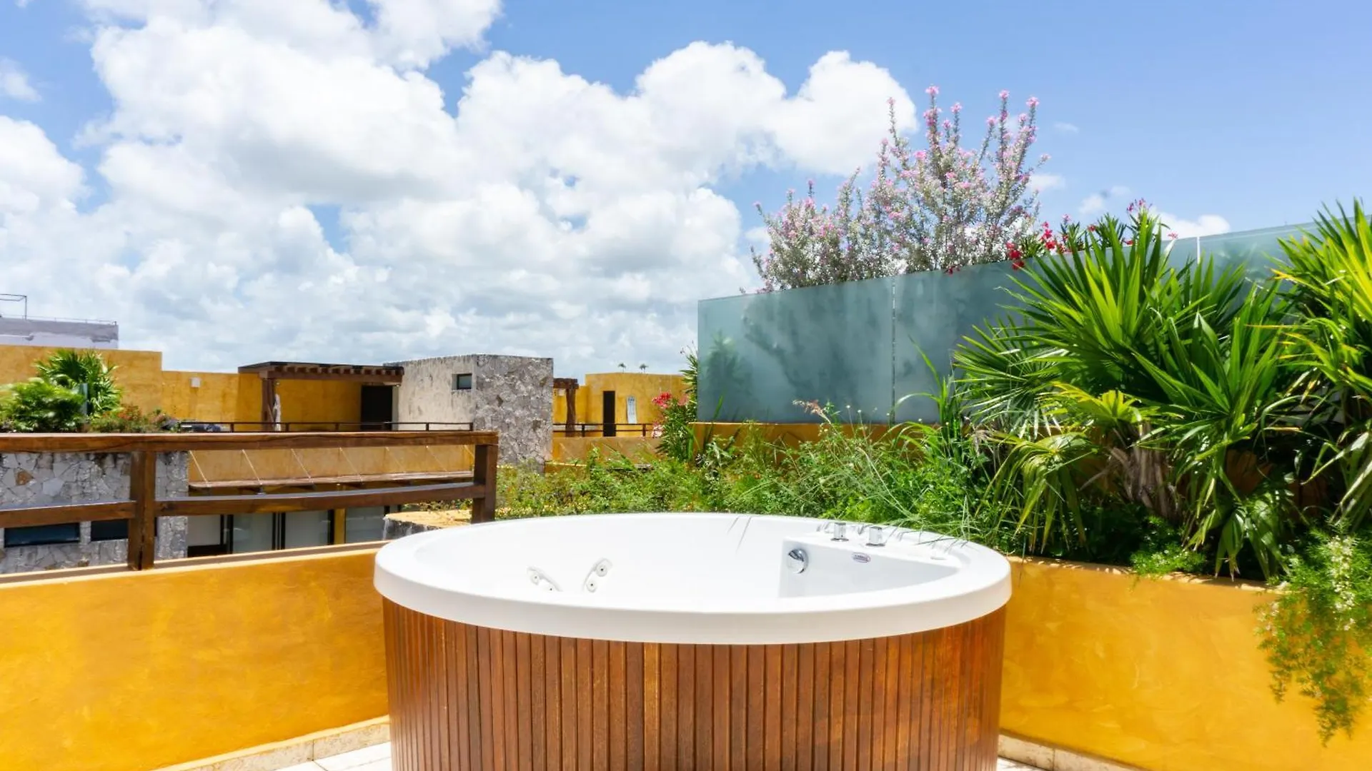 Lunada Condo By Bvr Mexico